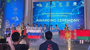 Школьники российской сборной взяли 4 золота на Международной олимпиаде по биологии и принесли команде абсолютную победу